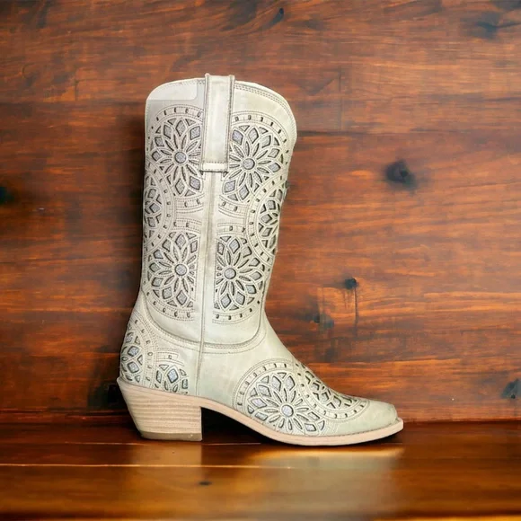 QUT Women’s Western Boots Cowboy Mid-Calf Snip Toe Leather Cowgirl Boho - Picture 3 of 7